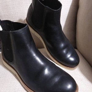 Timerberland Kenniston Lakeville Black Leather Pull-On Chelsea Boot size 6.5
